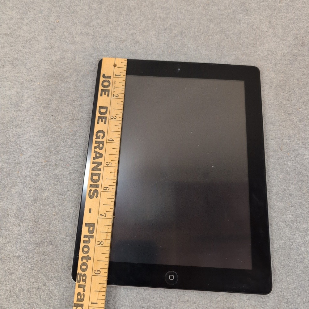 Apple iPad 2nd Gen A1396 16GB Silver WiFi Cellular Tablet Untested NA306 - Picture 2 of 5